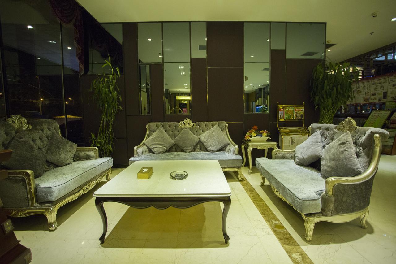Fuke Jirui Hotel Urumqi Buitenkant foto