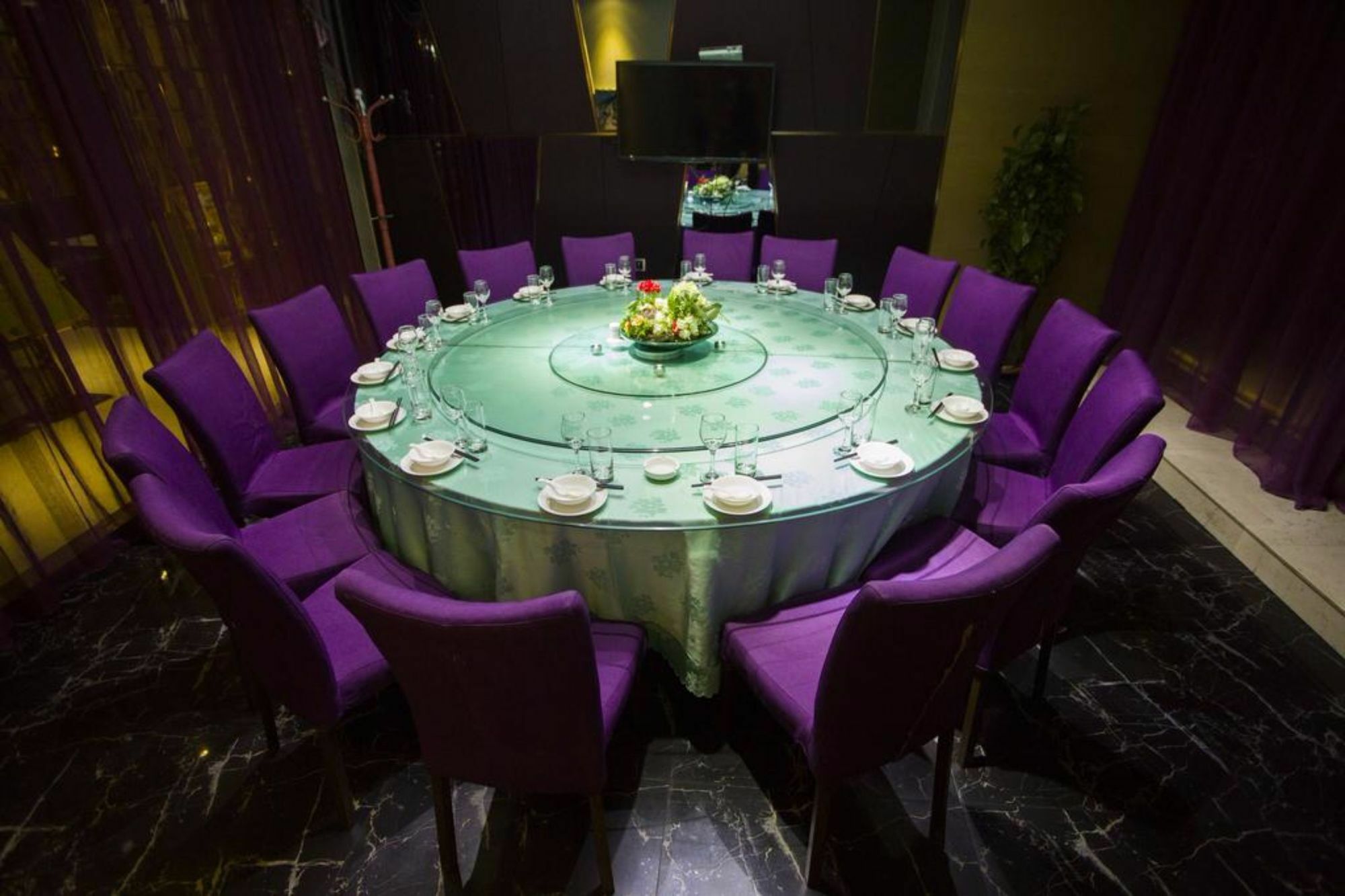 Fuke Jirui Hotel Urumqi Buitenkant foto