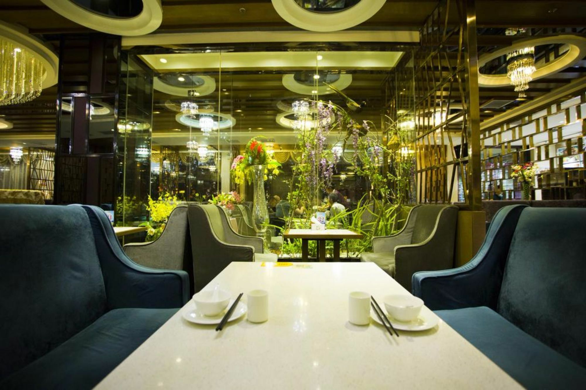 Fuke Jirui Hotel Urumqi Buitenkant foto